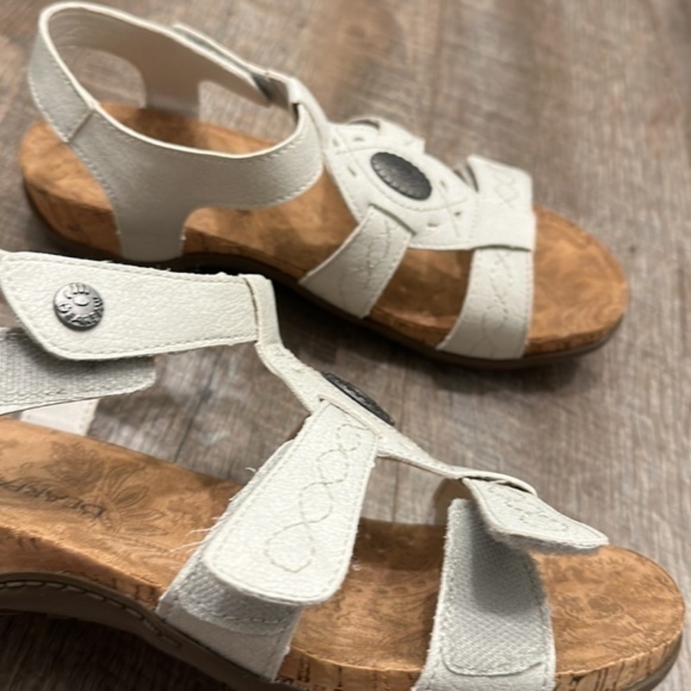 Bearpaw stone white Velcro adjustable comfort walking sandals size 9 - Picture 7 of 12